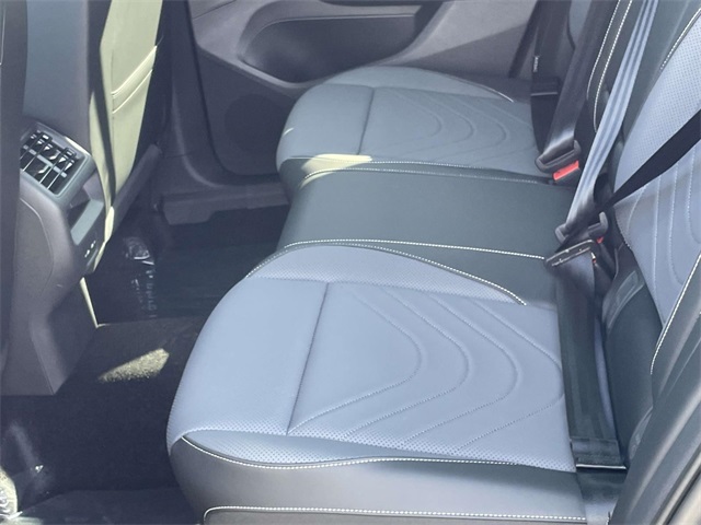 2025 Volkswagen Tiguan SE R-Line Black photo 11