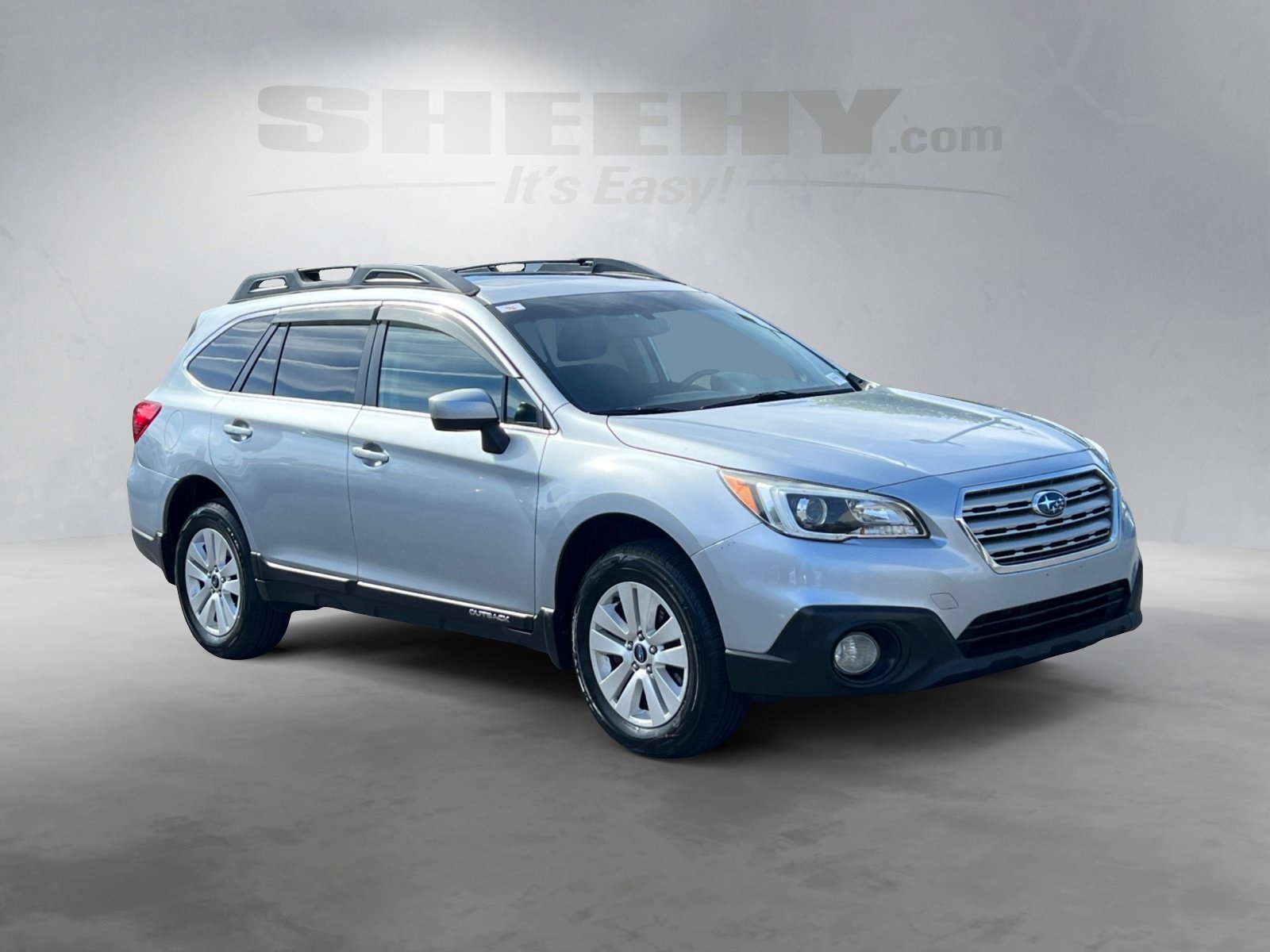 2017 Subaru Outback 2.5i Premium photo 2