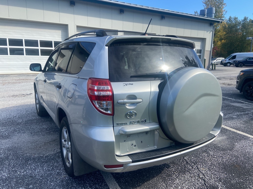 2009 Toyota RAV4 Base photo 3