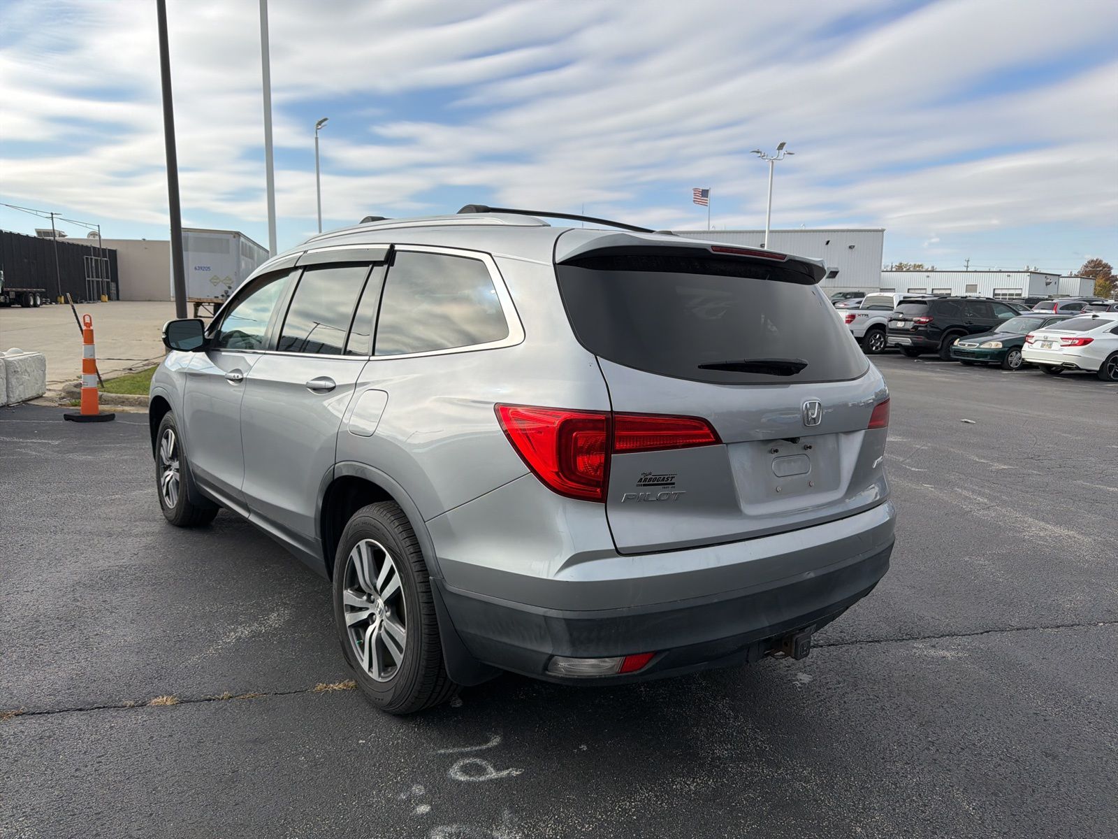 2017 Honda Pilot EX-L photo 4