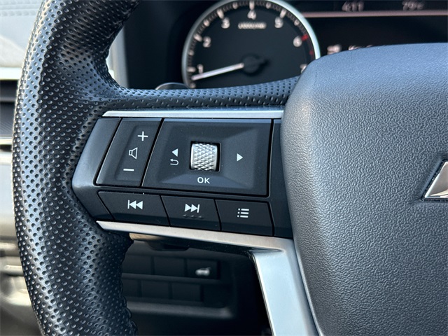 2022 Mitsubishi Outlander SEL photo 27
