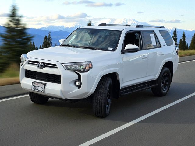 2024 Toyota 4Runner SR5 photo 2