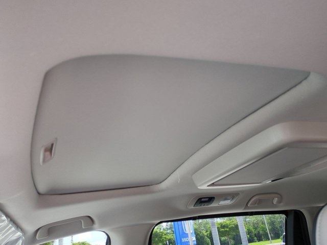 2026 Honda Odyssey Elite photo 18