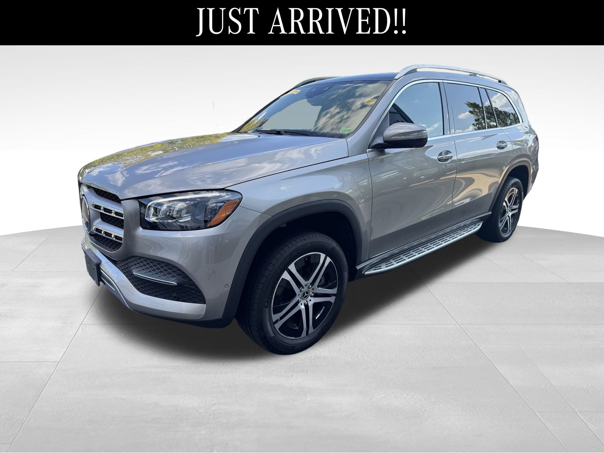 2021 Mercedes Benz GLS 450 4MATIC photo 3