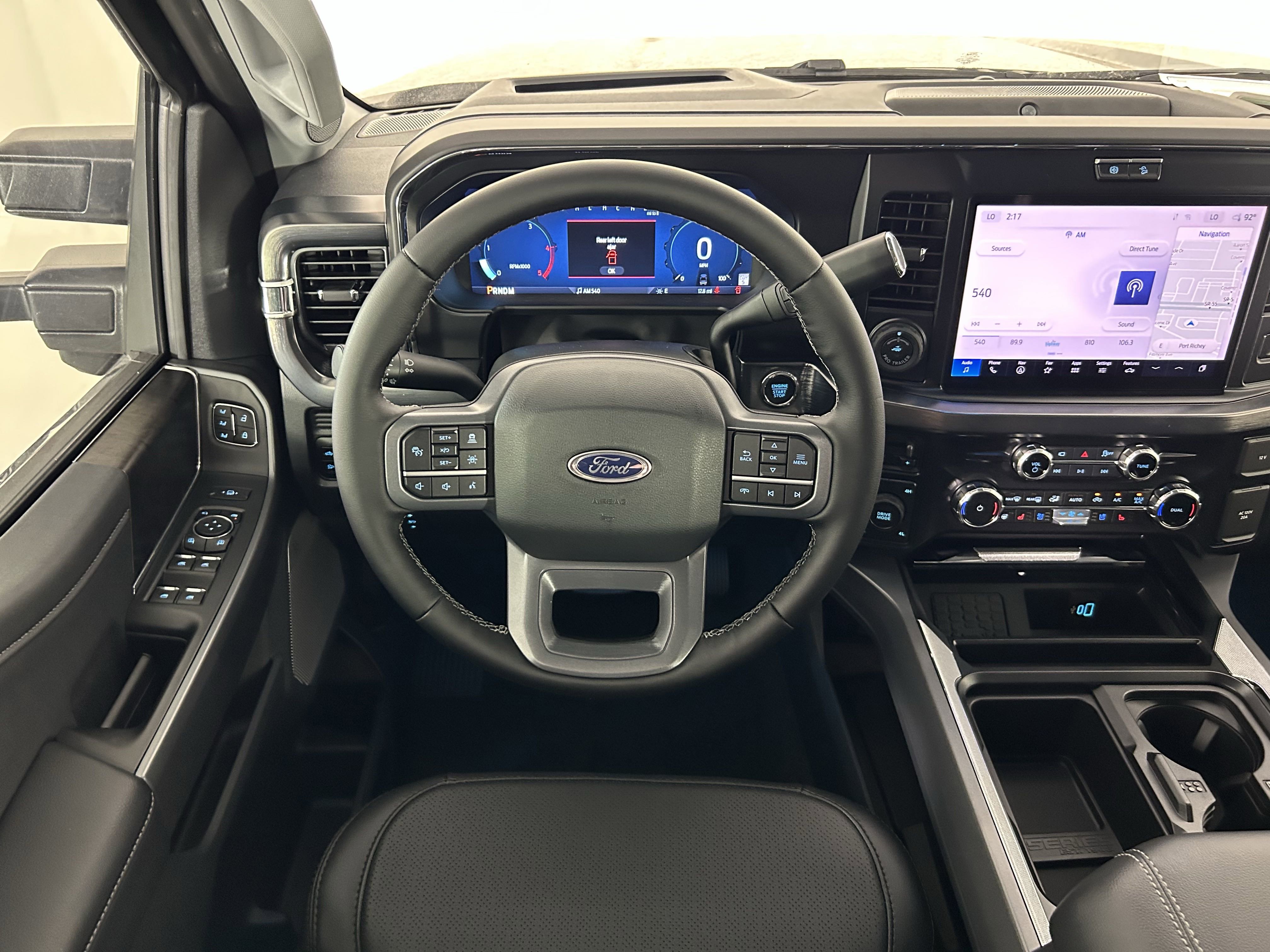 2025 Ford F-250 photo 3