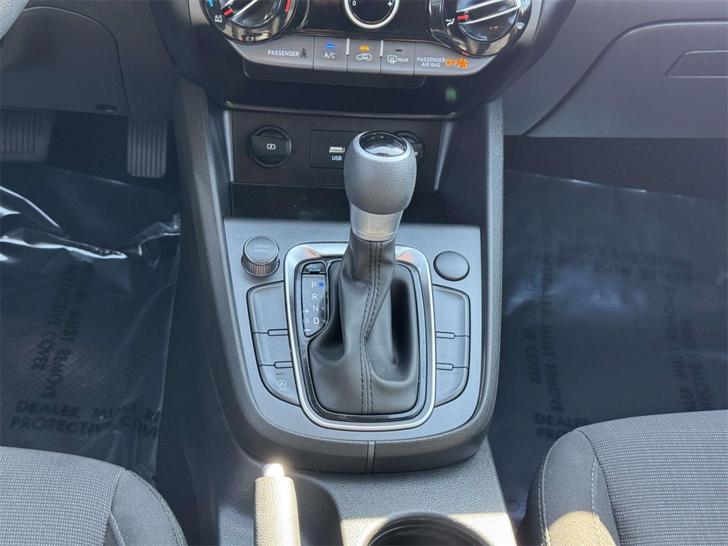 2023 Hyundai Kona SEL photo 21
