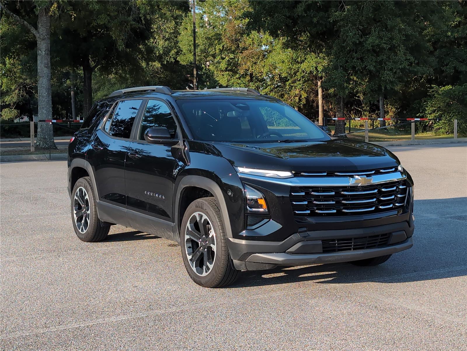 2025 Chevrolet Equinox LT photo 7