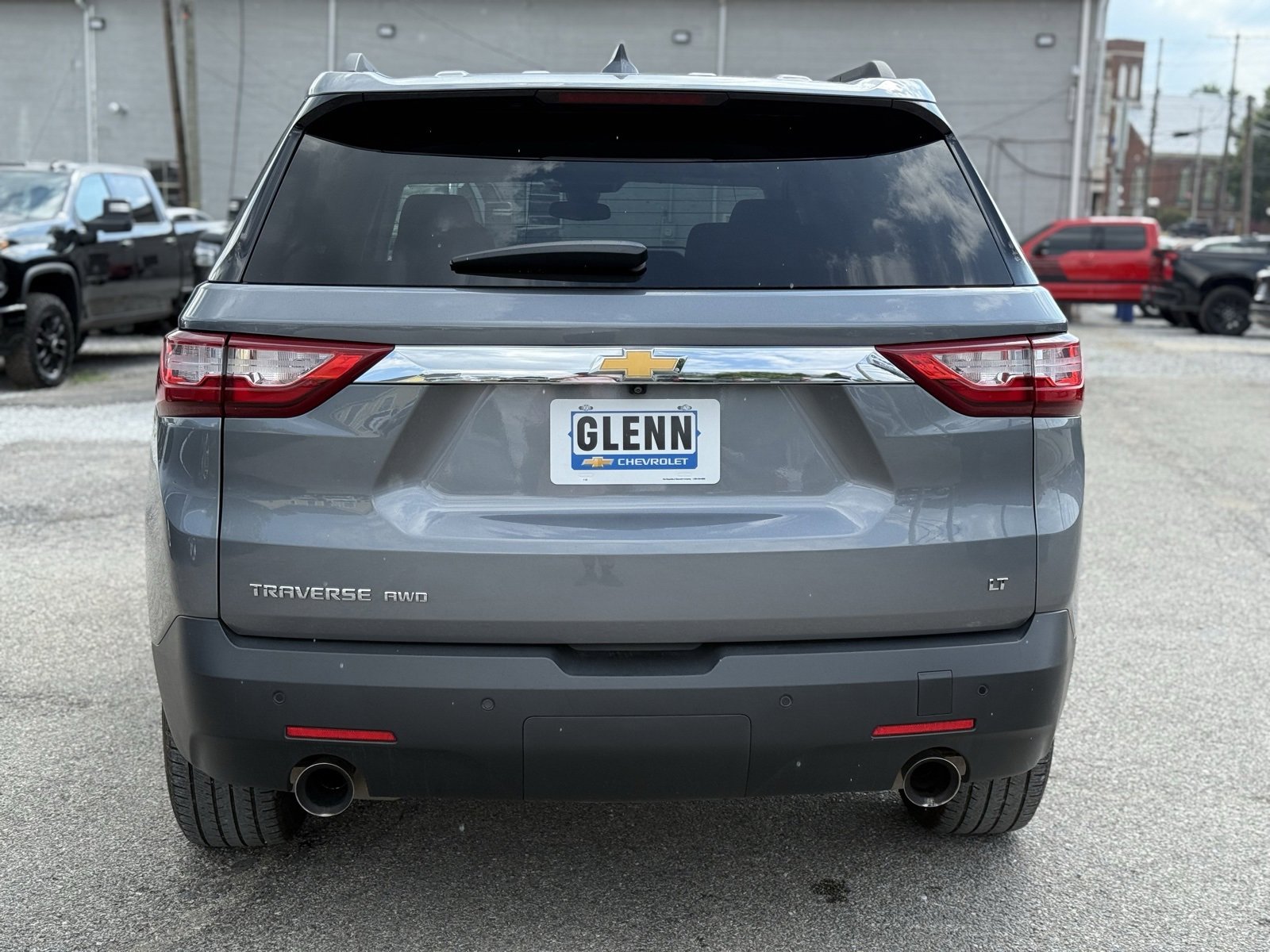 2021 Chevrolet Traverse Cloth photo 3