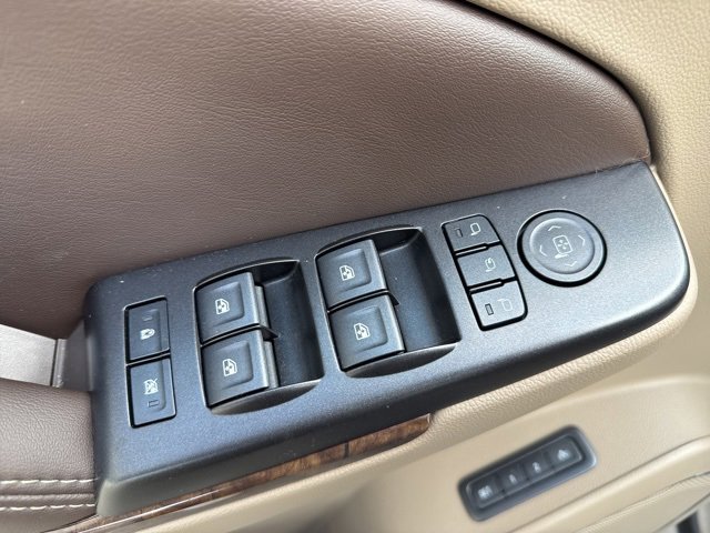 2018 Chevrolet Tahoe LT photo 15