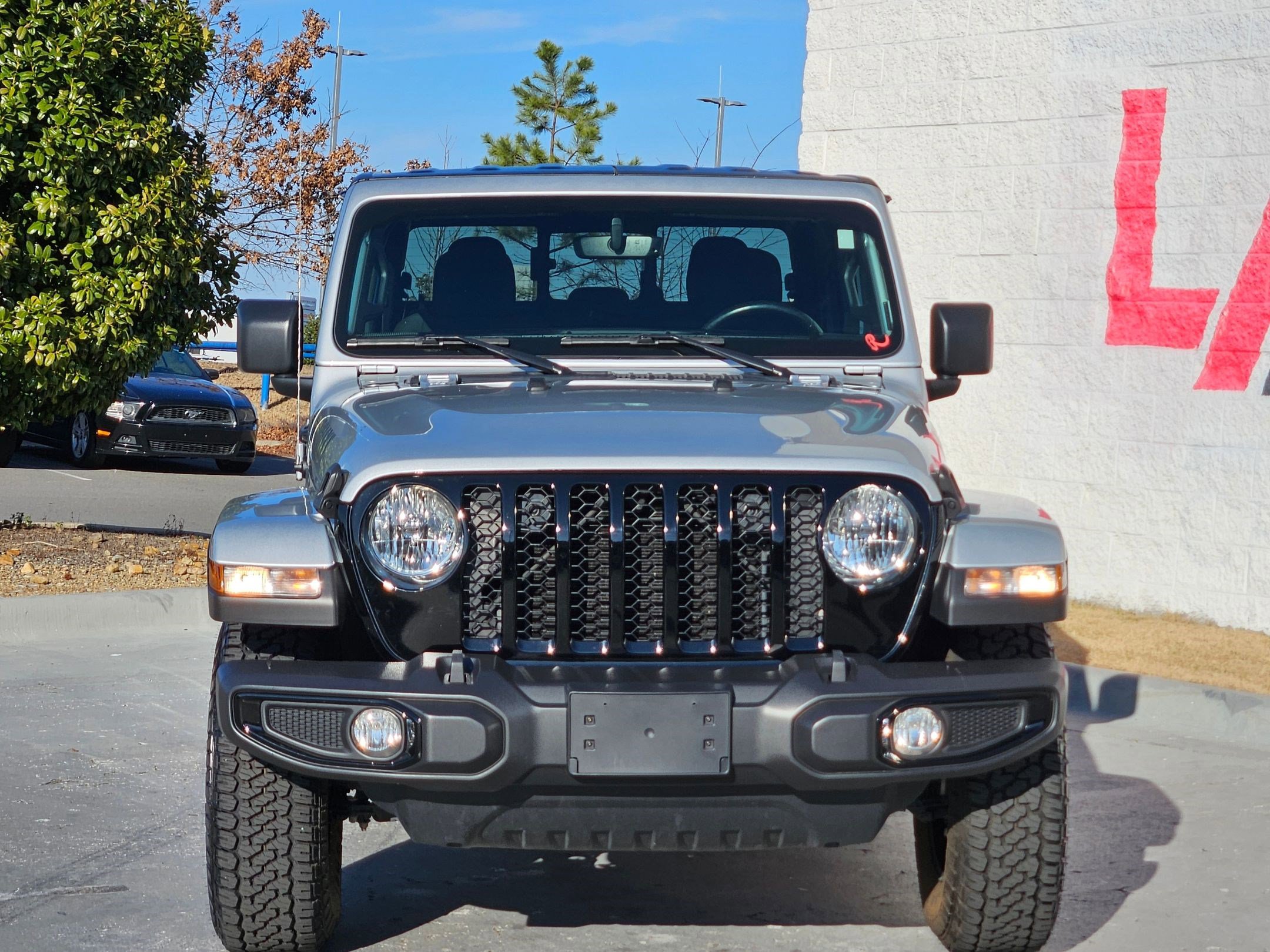 Used 2023 Jeep Gladiator WILLYS with VIN 1C6HJTAG7PL526607 for sale in Little Rock