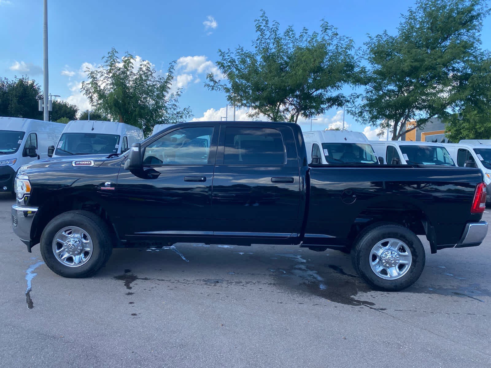 Certified 2024 RAM Ram 2500 Pickup Tradesman with VIN 3C6UR5CL6RG114546 for sale in Brooklyn Park, Minnesota