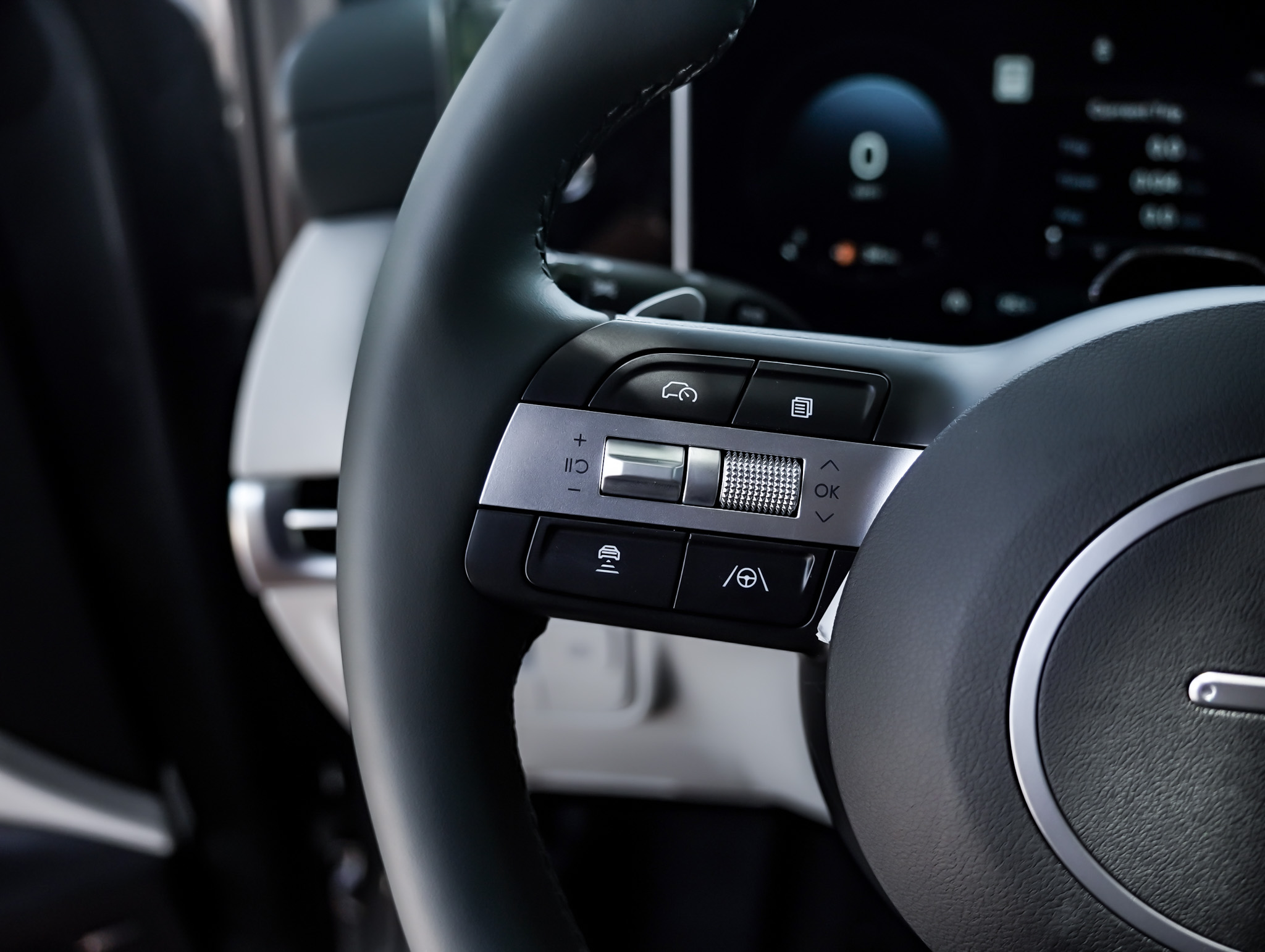 2025 Hyundai Tucson Limited photo 15