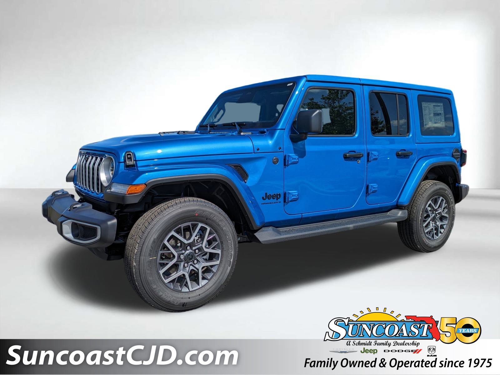 2025 Jeep Wrangler 4-Door Sahara's photo