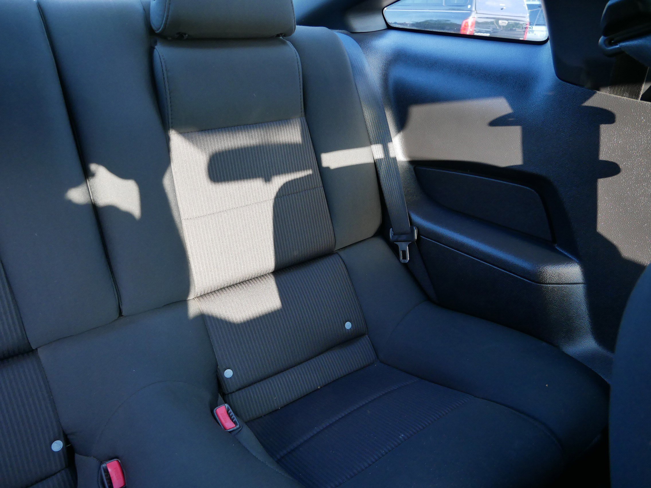 2011 Ford Mustang V6 photo 14