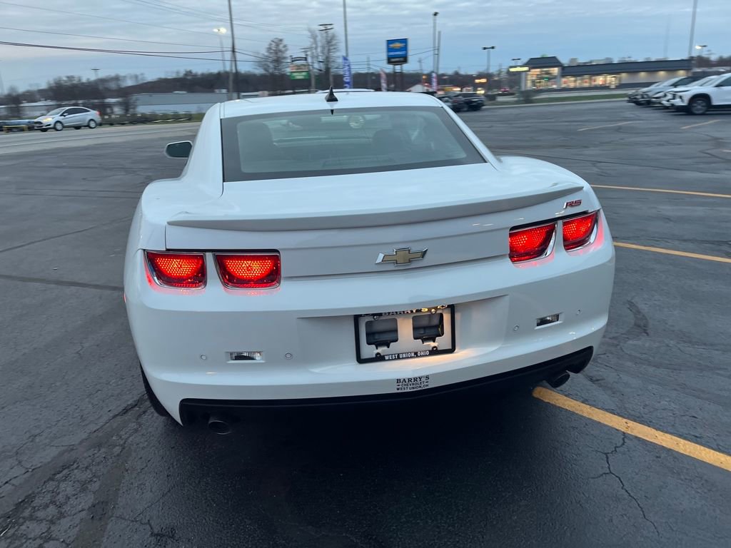 2011 Chevrolet Camaro 2LT photo 3