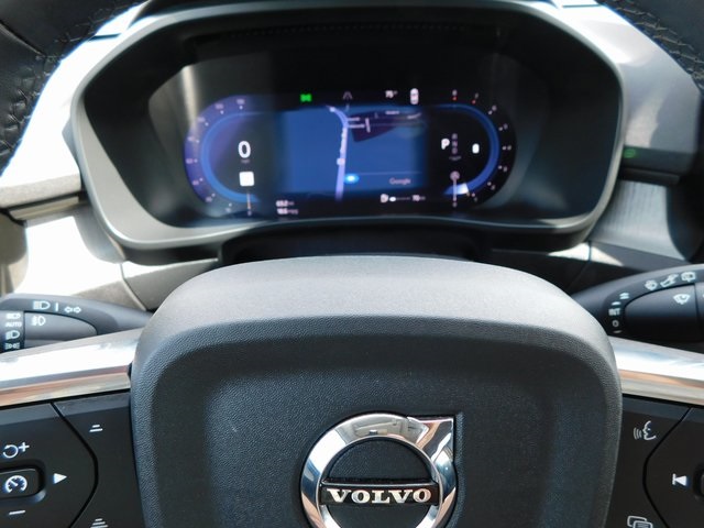 2024 Volvo XC40 Core photo 29