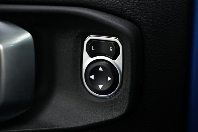 2024 Jeep Wrangler Sahara photo 26
