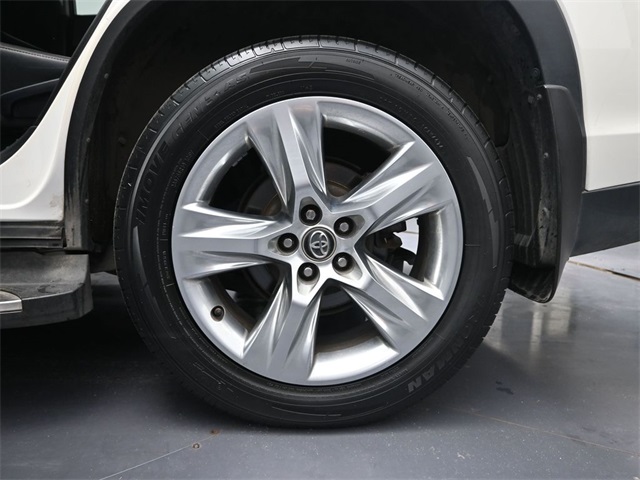 2017 Toyota Highlander Limited photo 12