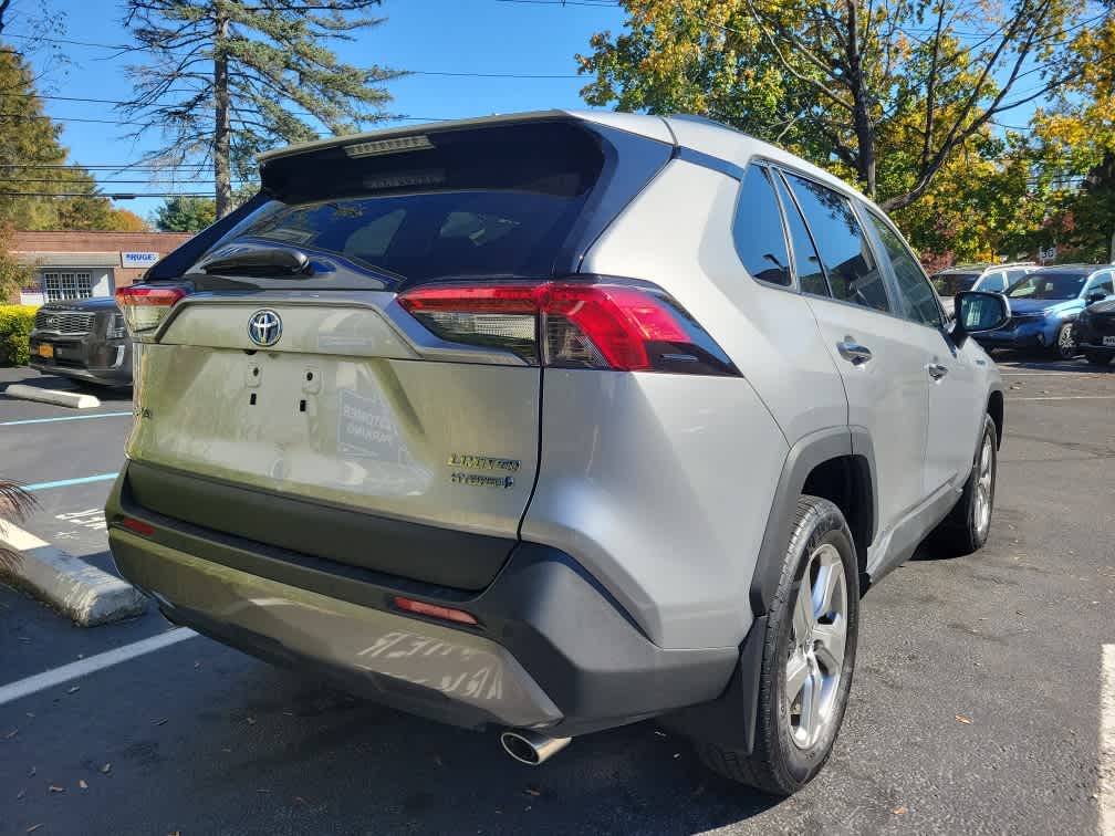 2019 Toyota RAV4 Hybrid Limited photo 2