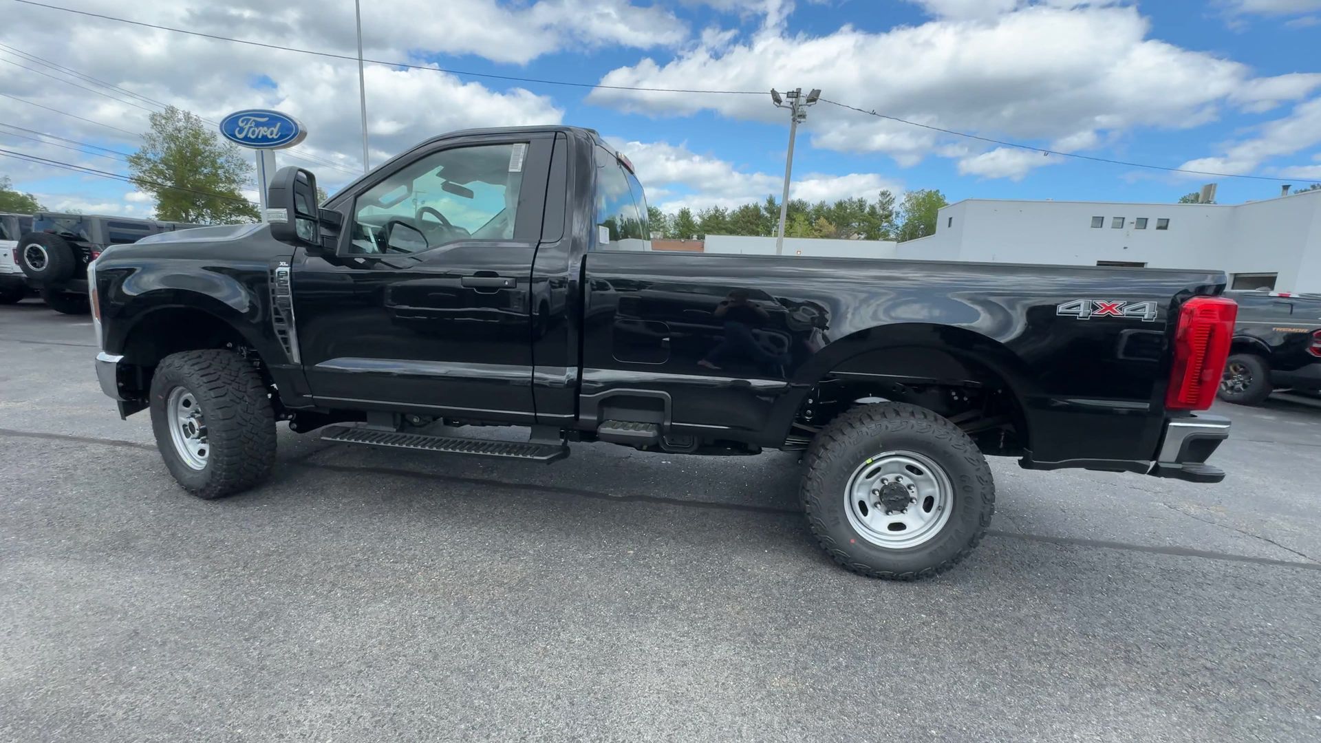 2025 Ford F-250 XL photo 14