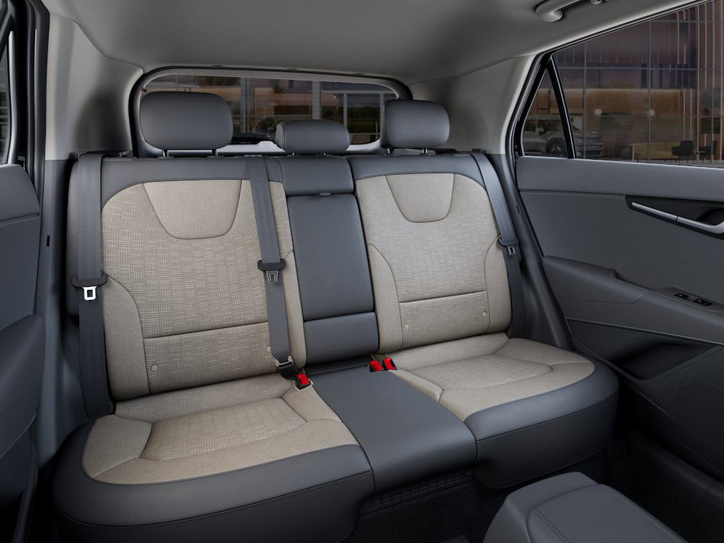 2025 Kia Niro SX Touring photo 14