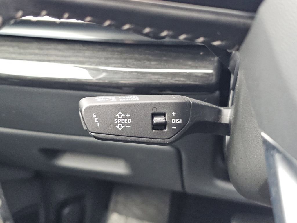 2020 Audi Q8 55 Premium Plus photo 12