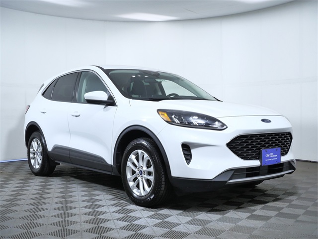 2021 Ford Escape SE's photo