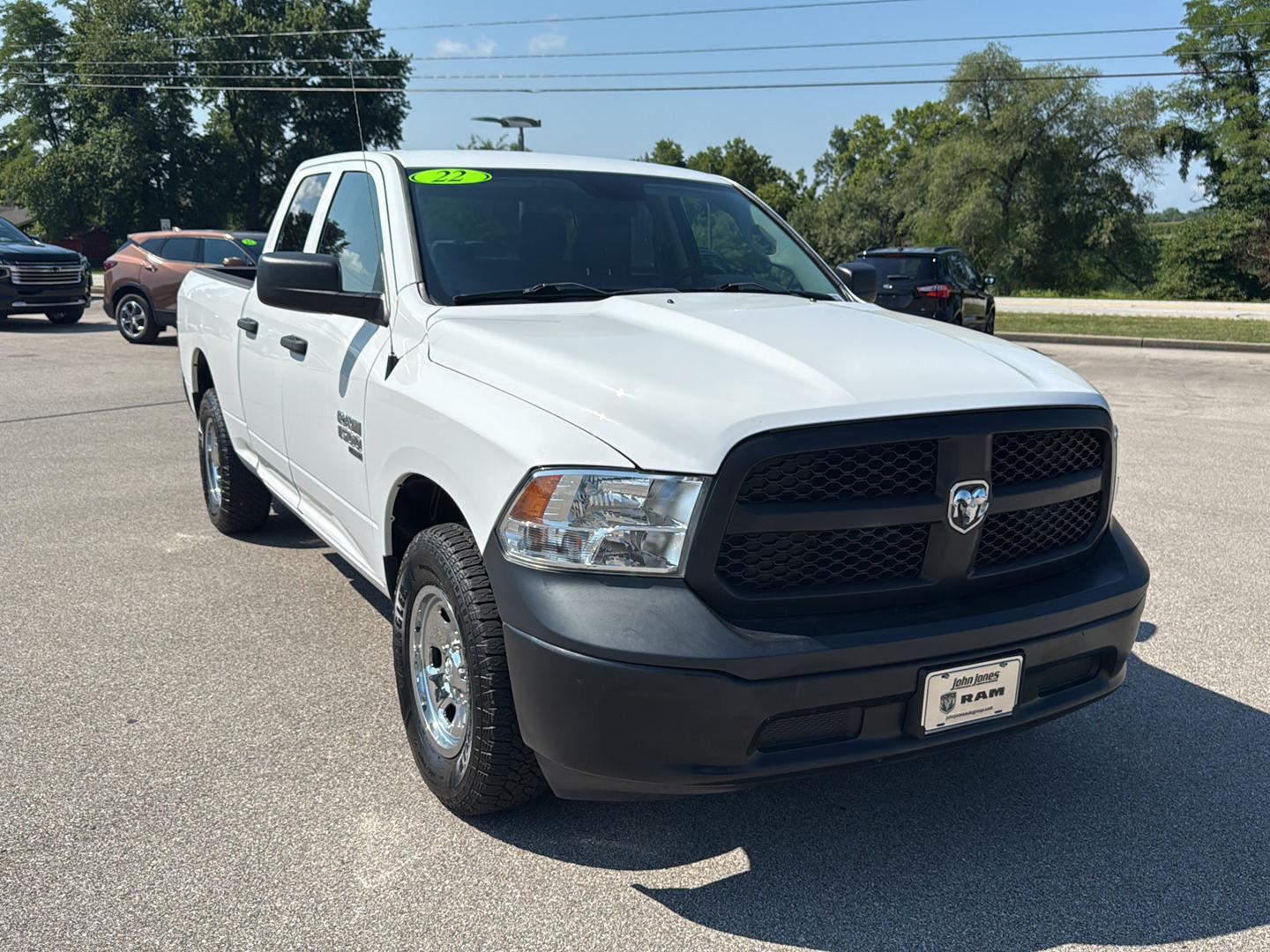2022 Ram 1500 Classic Tradesman photo 2