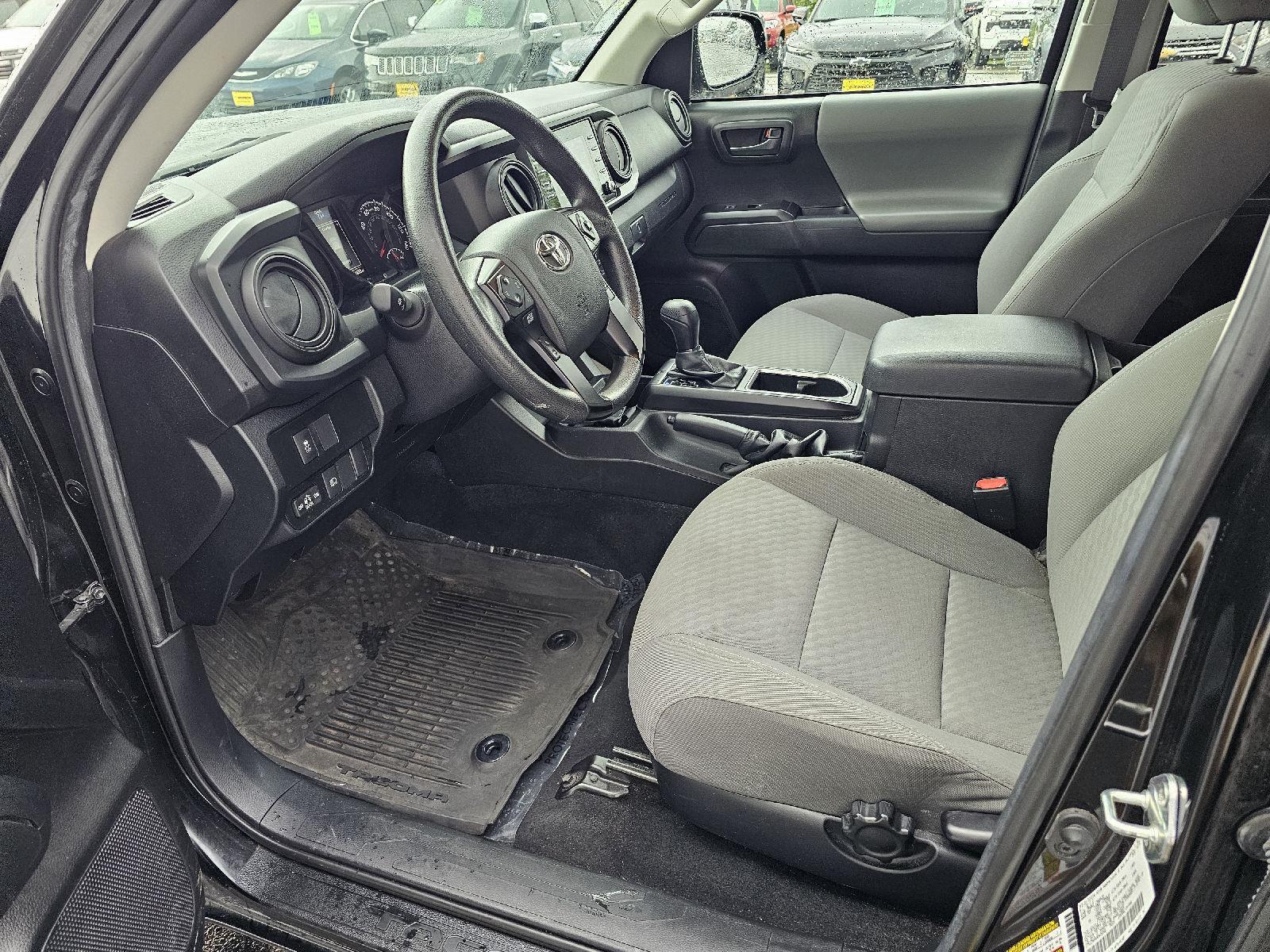 2022 Toyota Tacoma SR photo 15