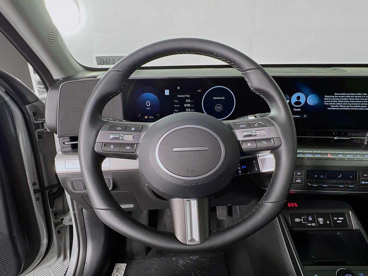 2026 Hyundai Kona SEL photo 5