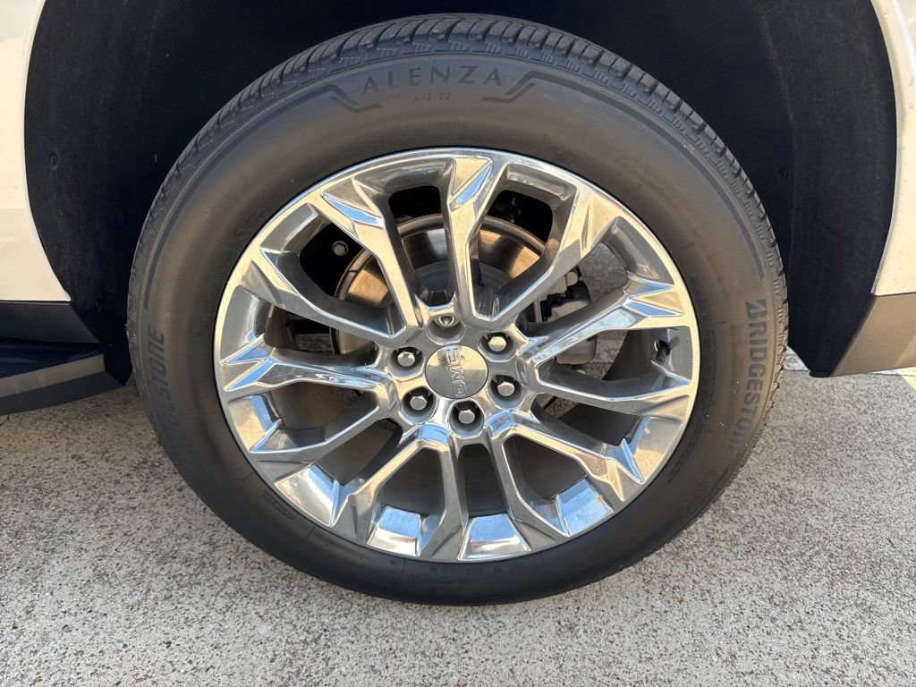 2023 Gmc Yukon XL SLT photo 4