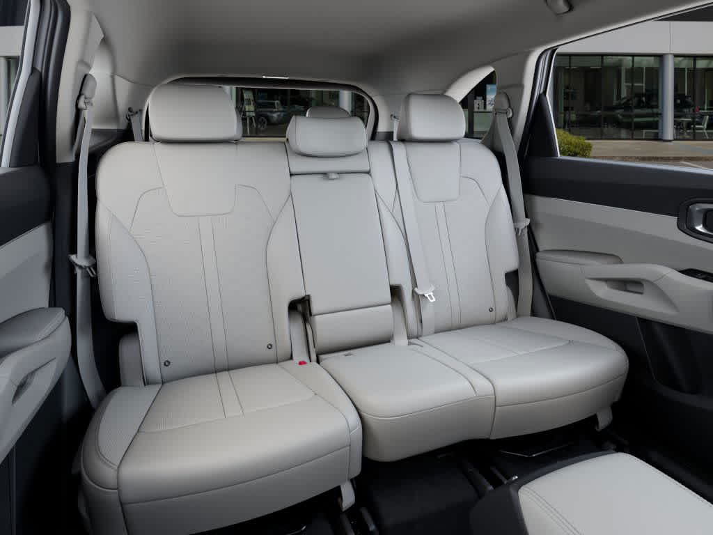 2025 Kia Sorento S photo 16