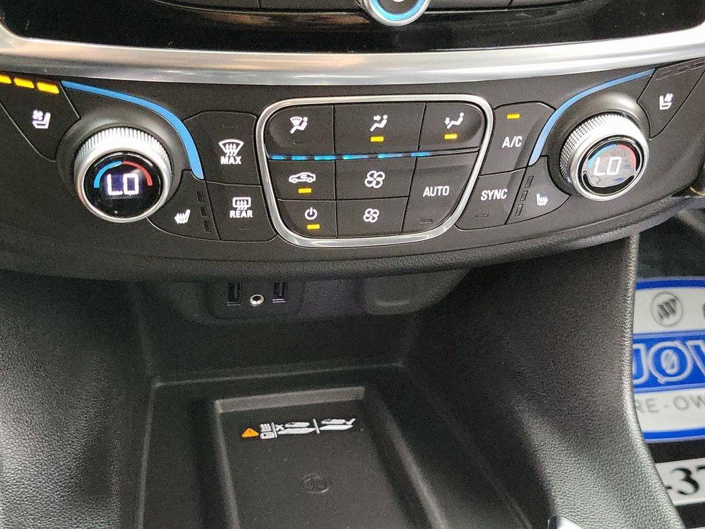 2018 Chevrolet Traverse Premier photo 15