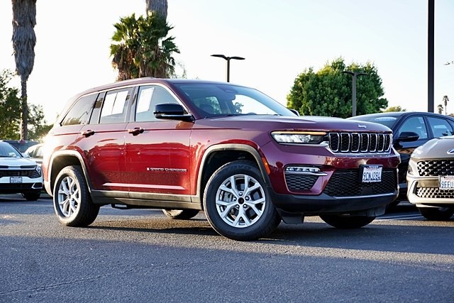Used 2023 Red Jeep Limited image 1