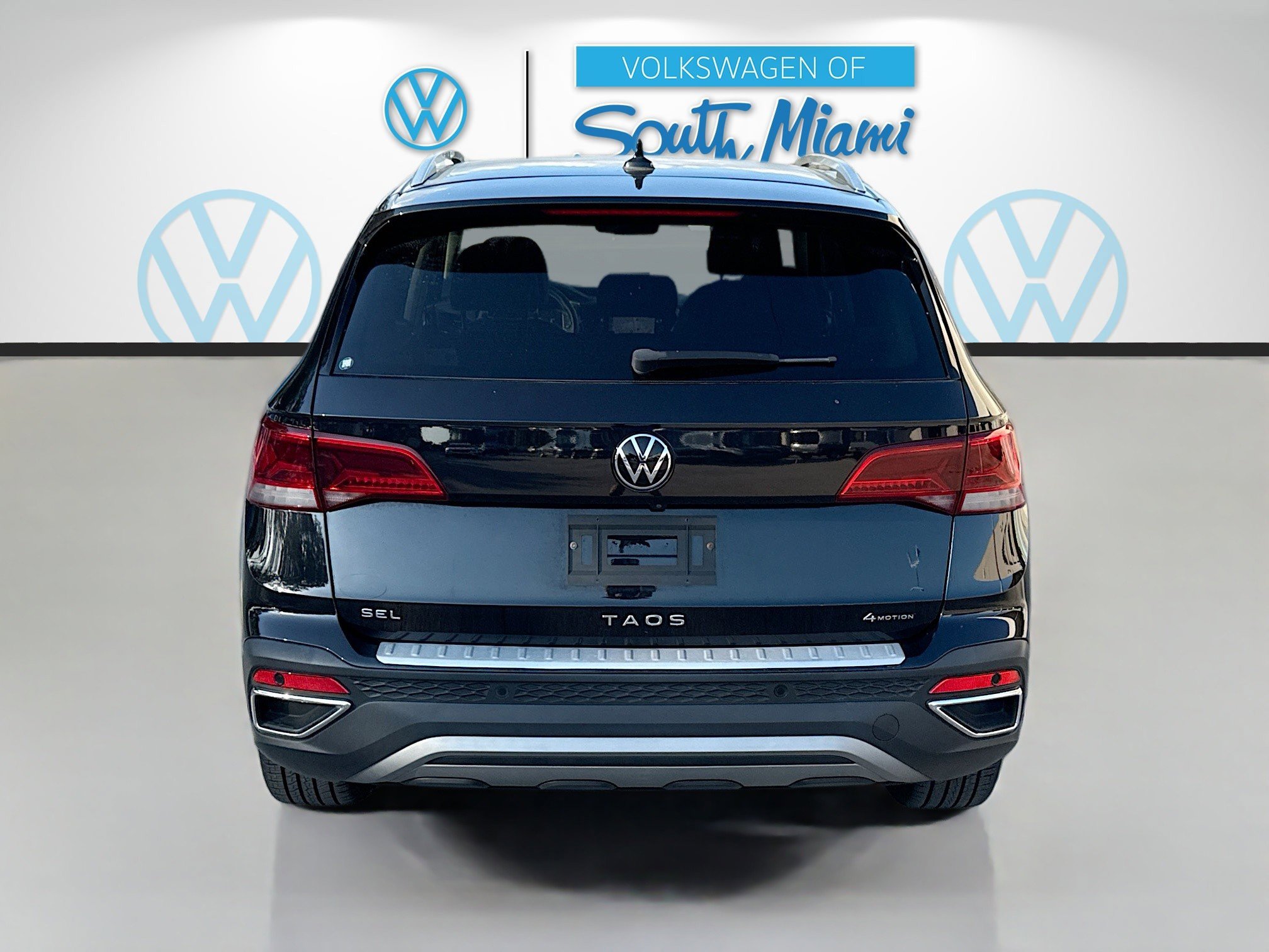 2022 Volkswagen Taos SEL photo 4