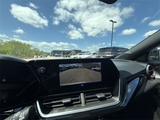 2025 Chevrolet Trax photo 17