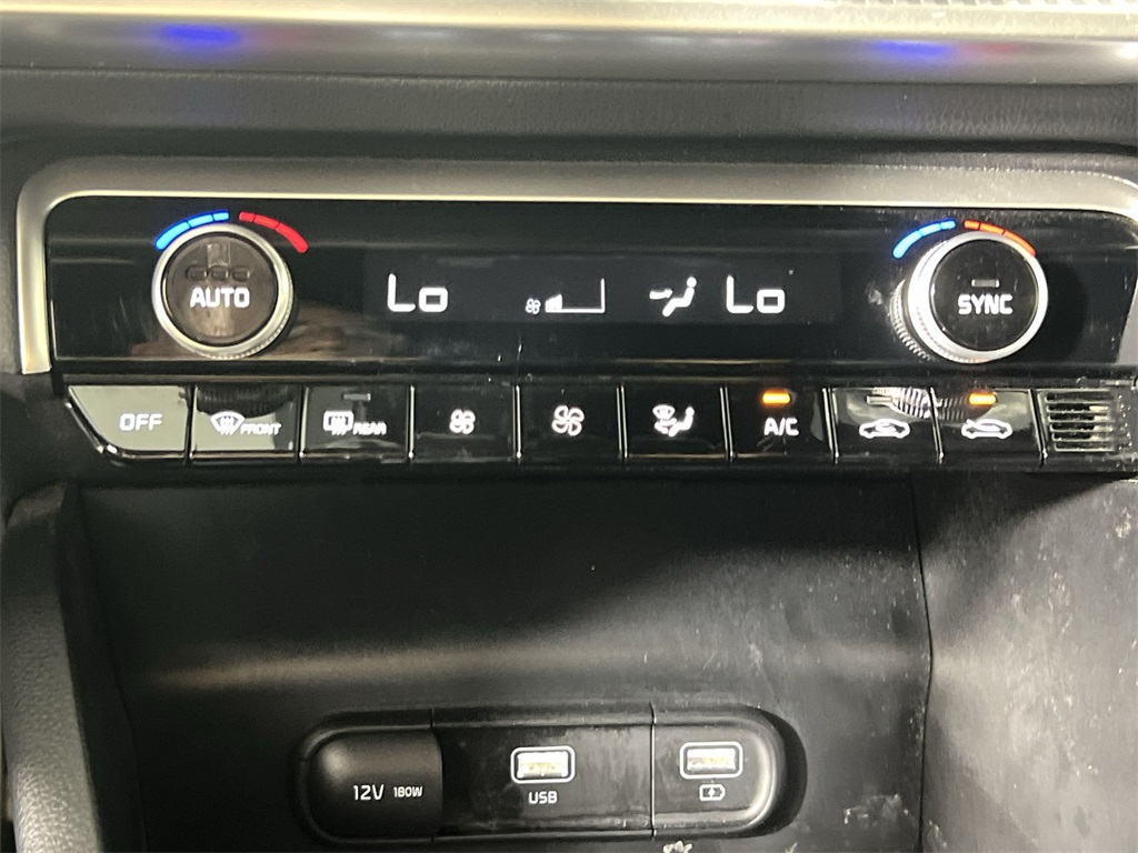 2022 Kia K5 GT-Line photo 16