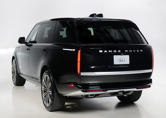 2024 Land Rover Range Rover Autobiography photo 26