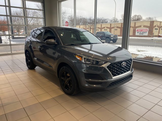 Used 2019 Hyundai Tucson SE with VIN KM8J23A45KU885370 for sale in Westland, MI