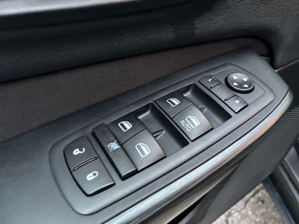 2016 Jeep Cherokee Latitude photo 11