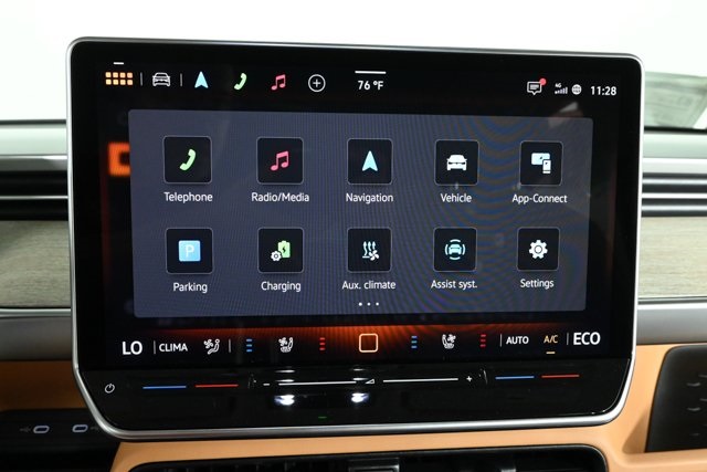 2025 Volkswagen ID. Buzz Pro Plus photo 7