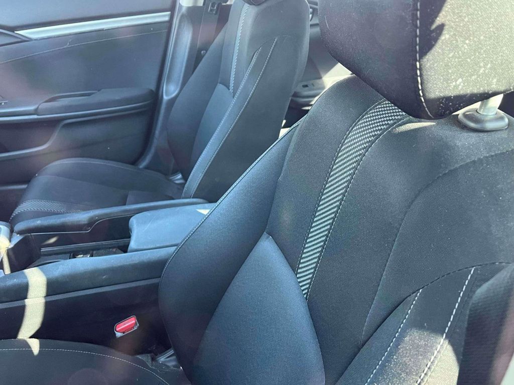2018 Honda Civic EX photo 4