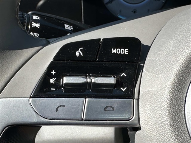 2023 Hyundai Elantra SEL Convenience photo 23