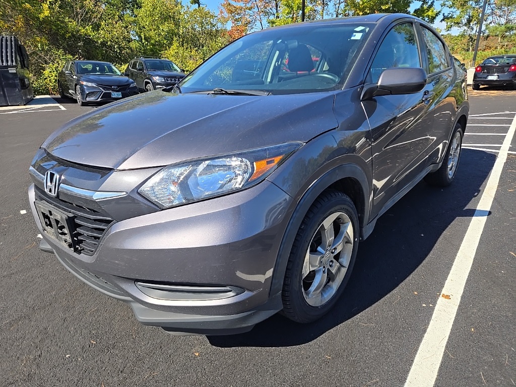 2017 Honda HR-V LX photo 8
