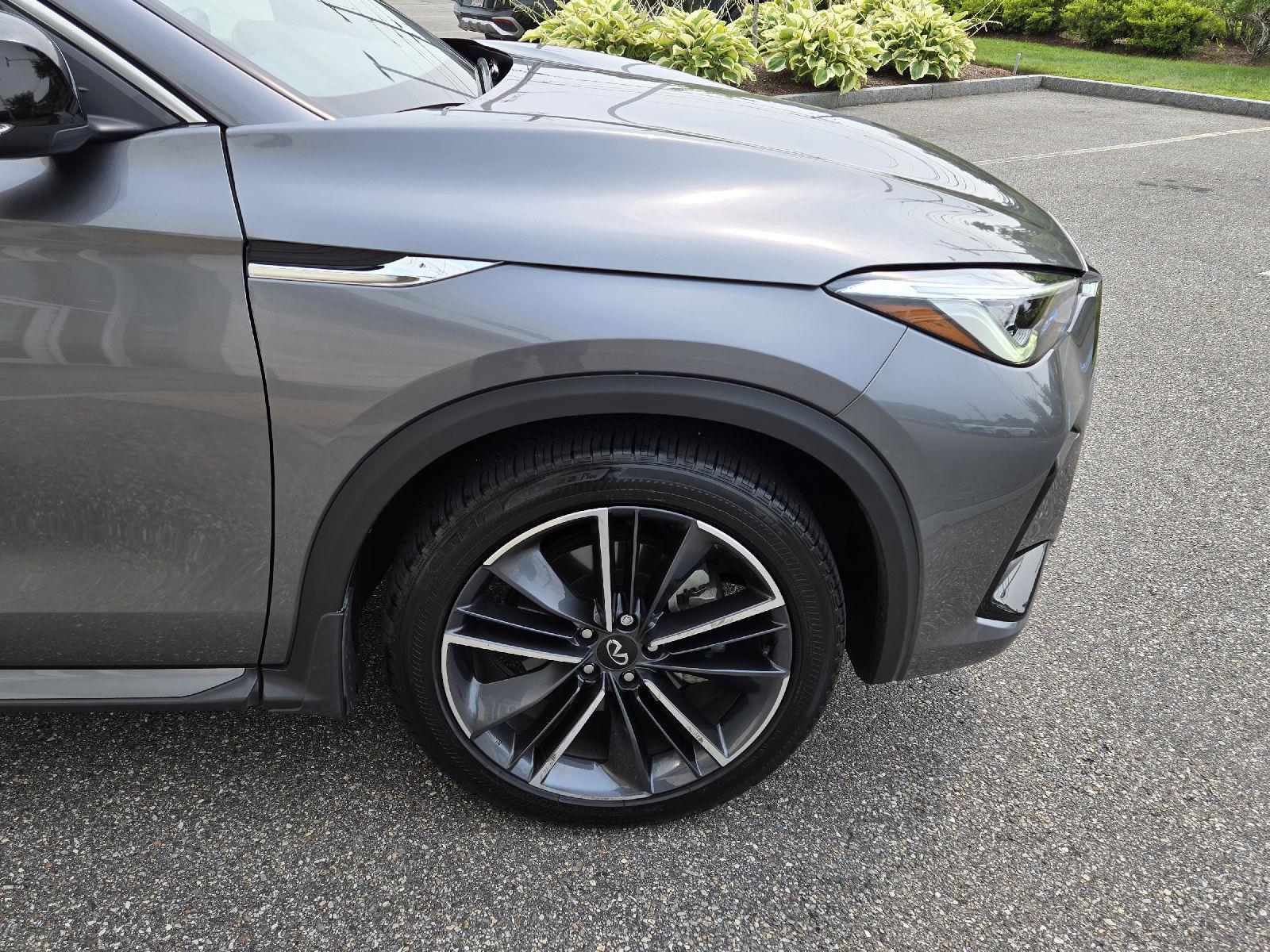 2025 Infiniti QX55 Essential photo 14