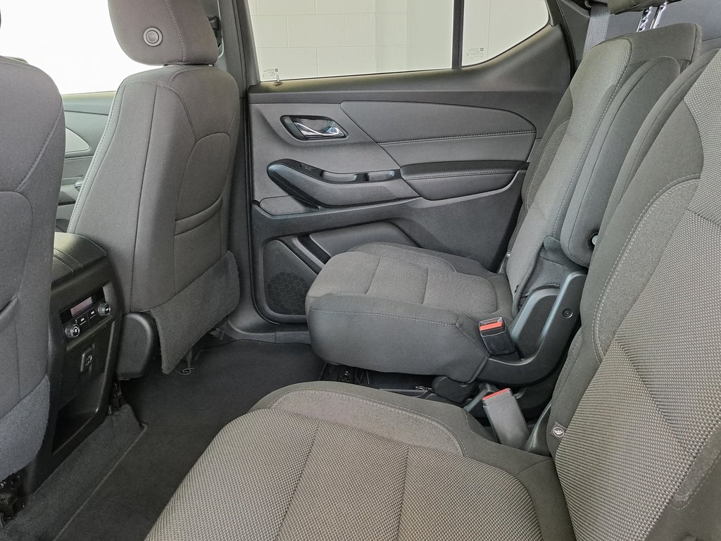2023 Chevrolet Traverse Cloth photo 26