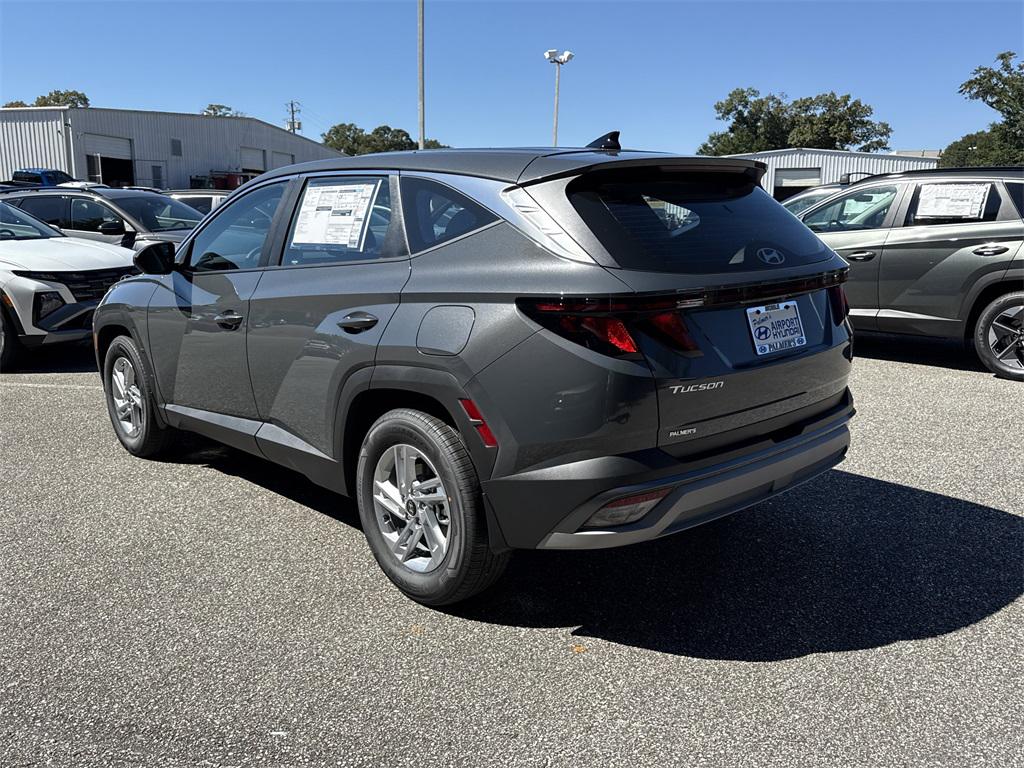 2026 Hyundai Tucson SE photo 4