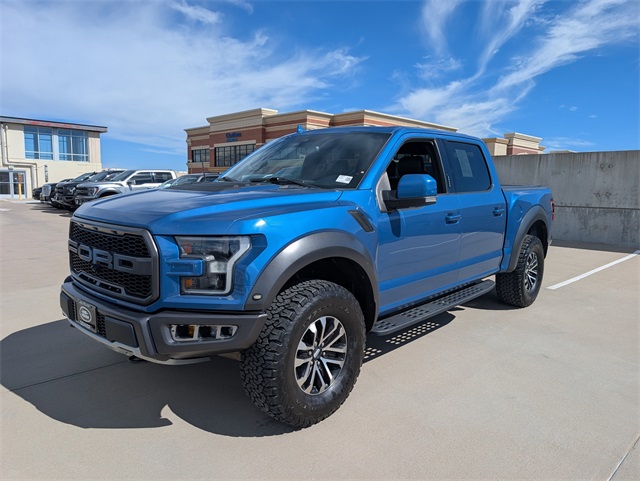 2019 Ford F-150 Raptor photo 2
