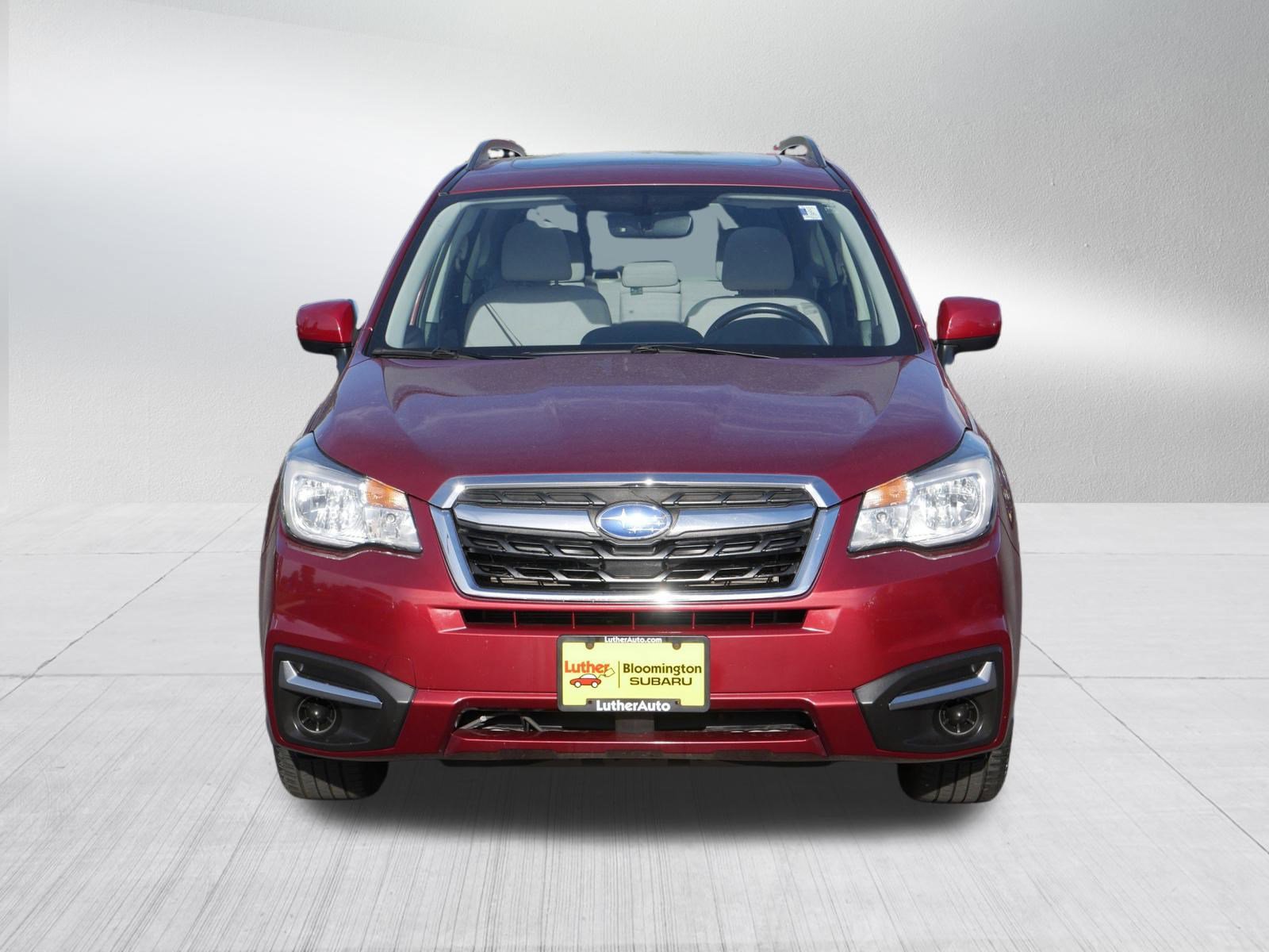 2018 Subaru Forester Premium photo 2