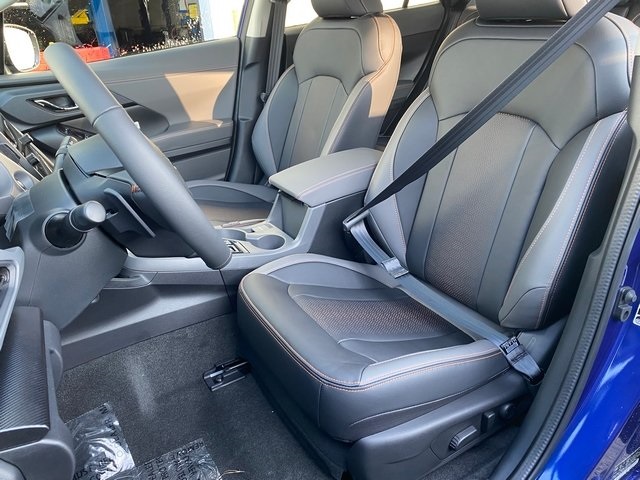 2025 Subaru Crosstrek Limited photo 12